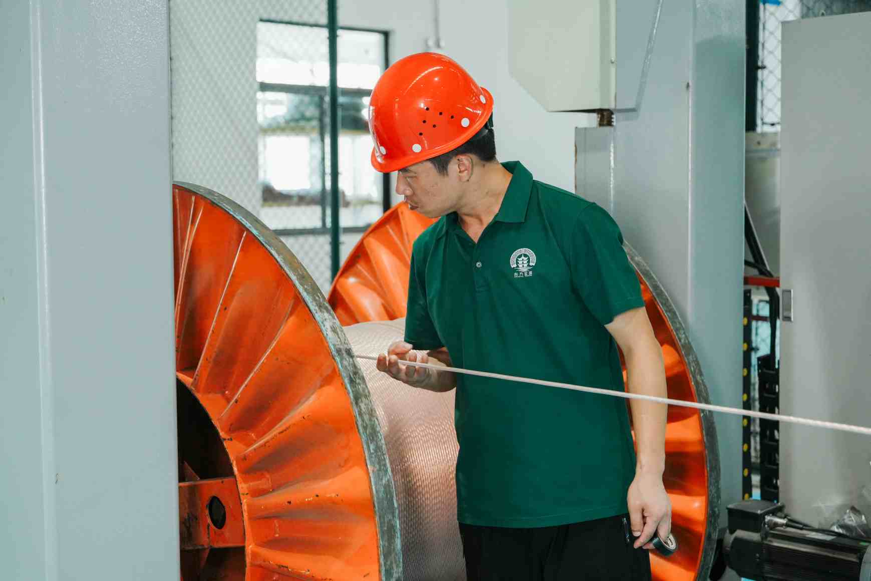 探秘低压电缆井：结构、作用与安全保障全方位解析